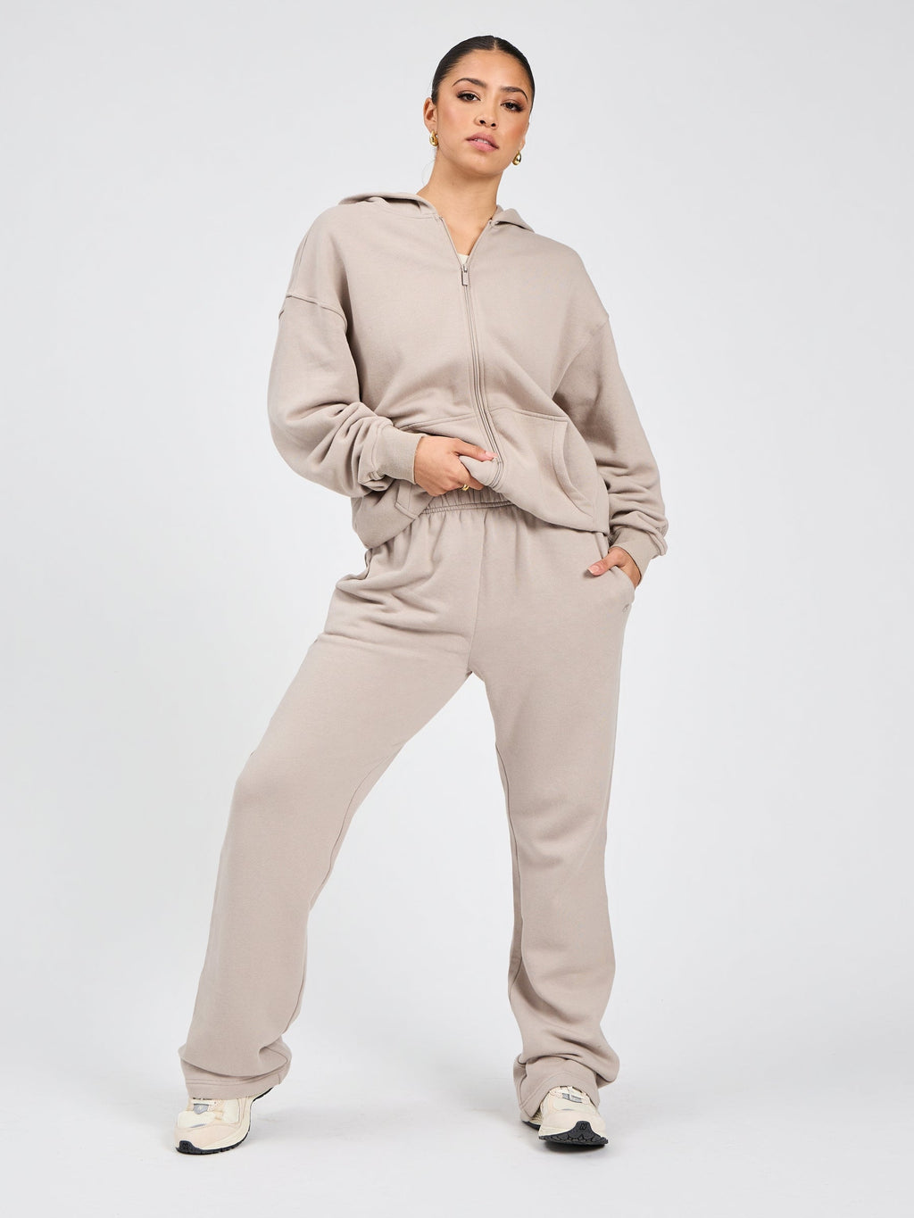 Threads Straight Leg Sweatpant - Chamomile
