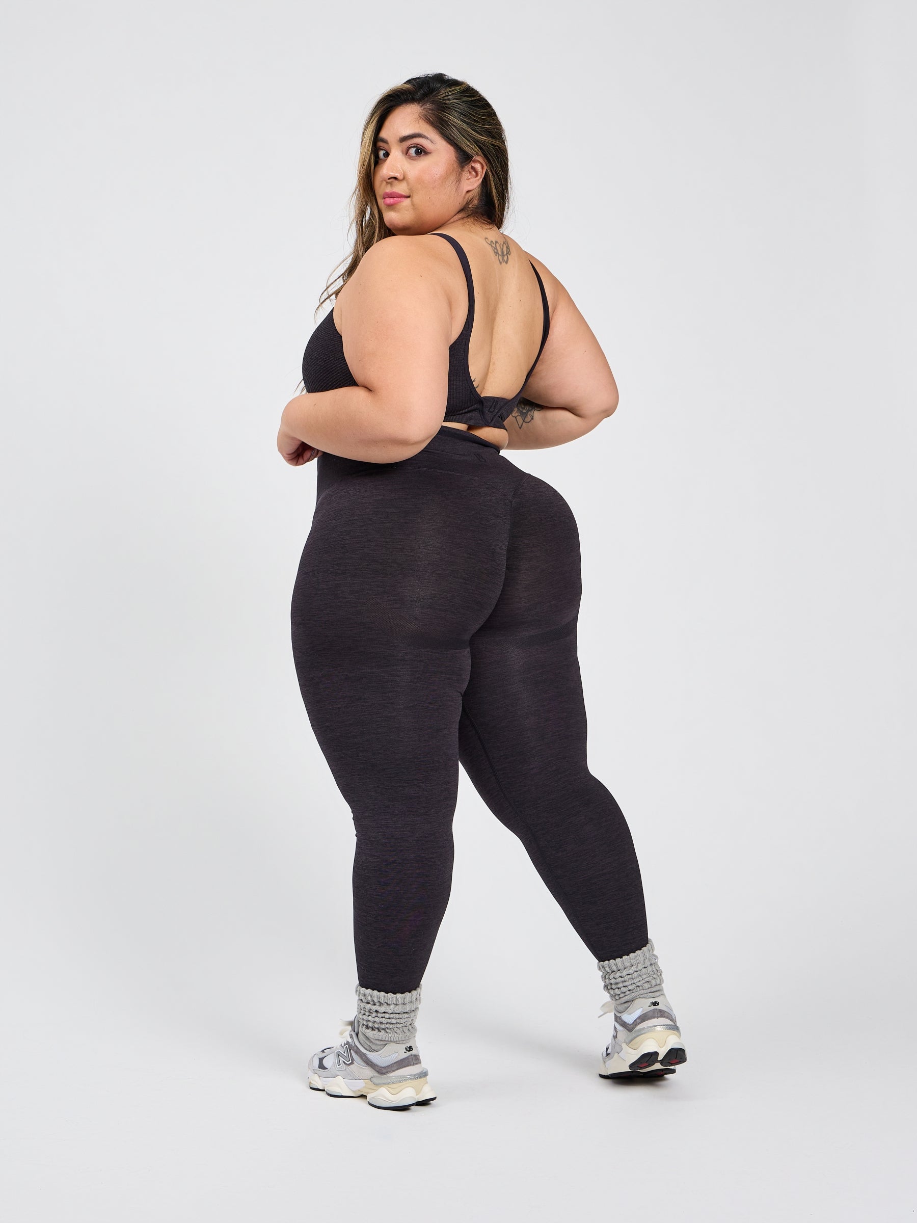 Shape Seamless Sports Bra - Charcoal