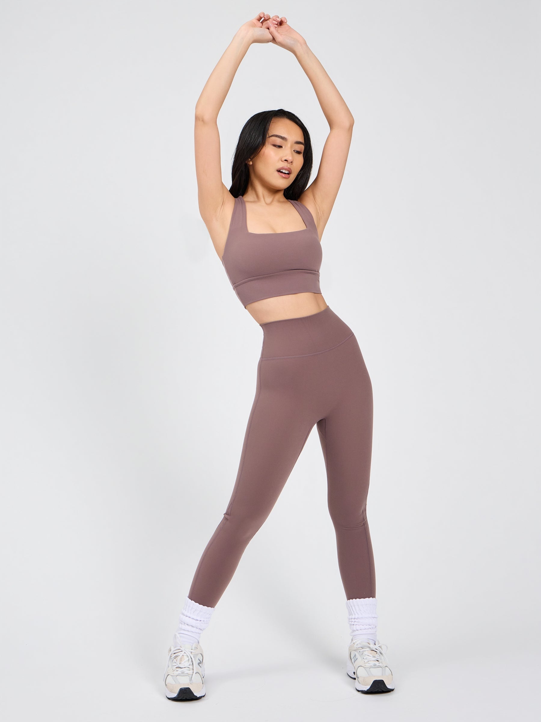 Revolution Sports Bra - Mocha Berry