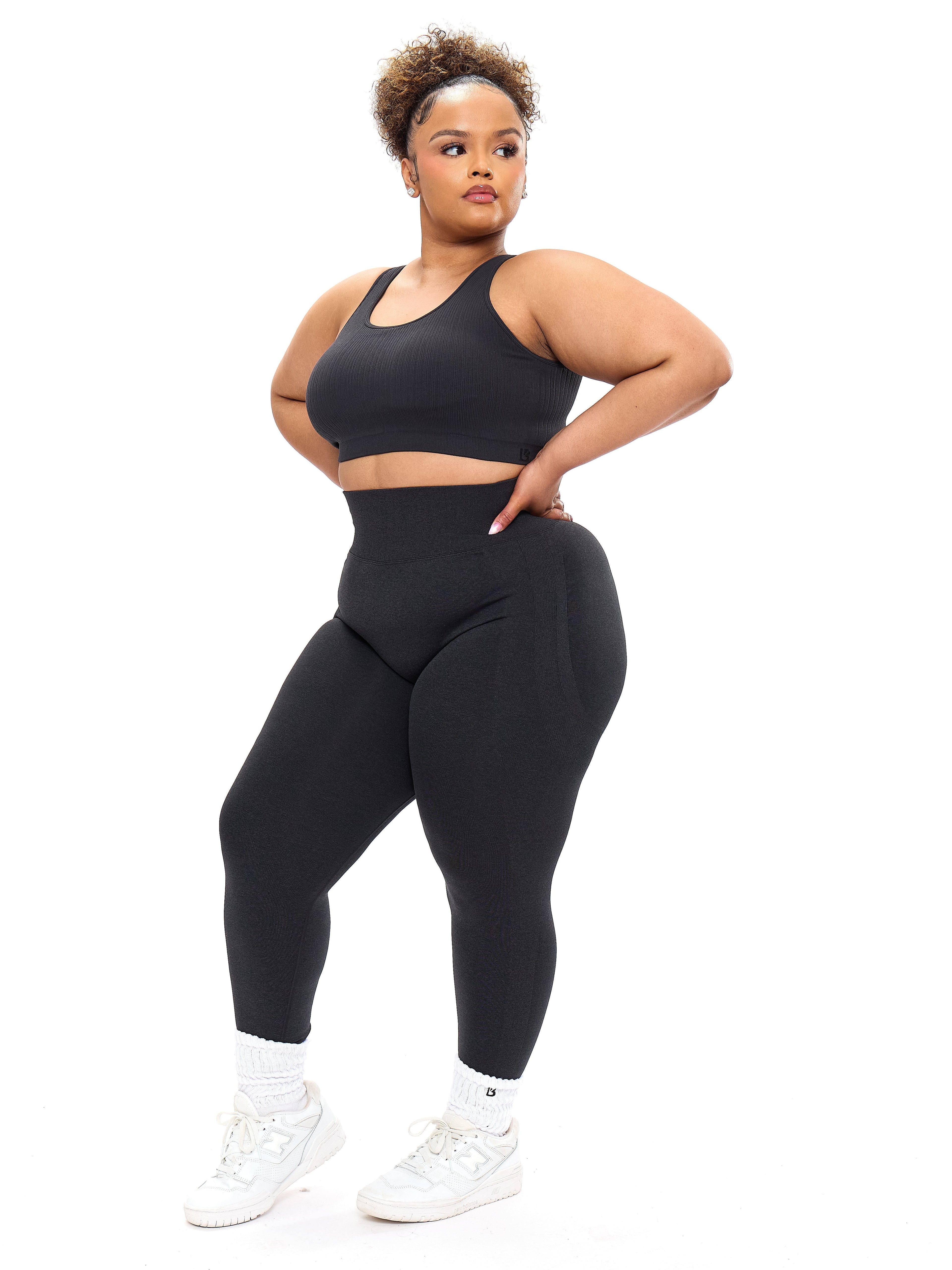 Scoop Seamless Sports Bra - Charcoal