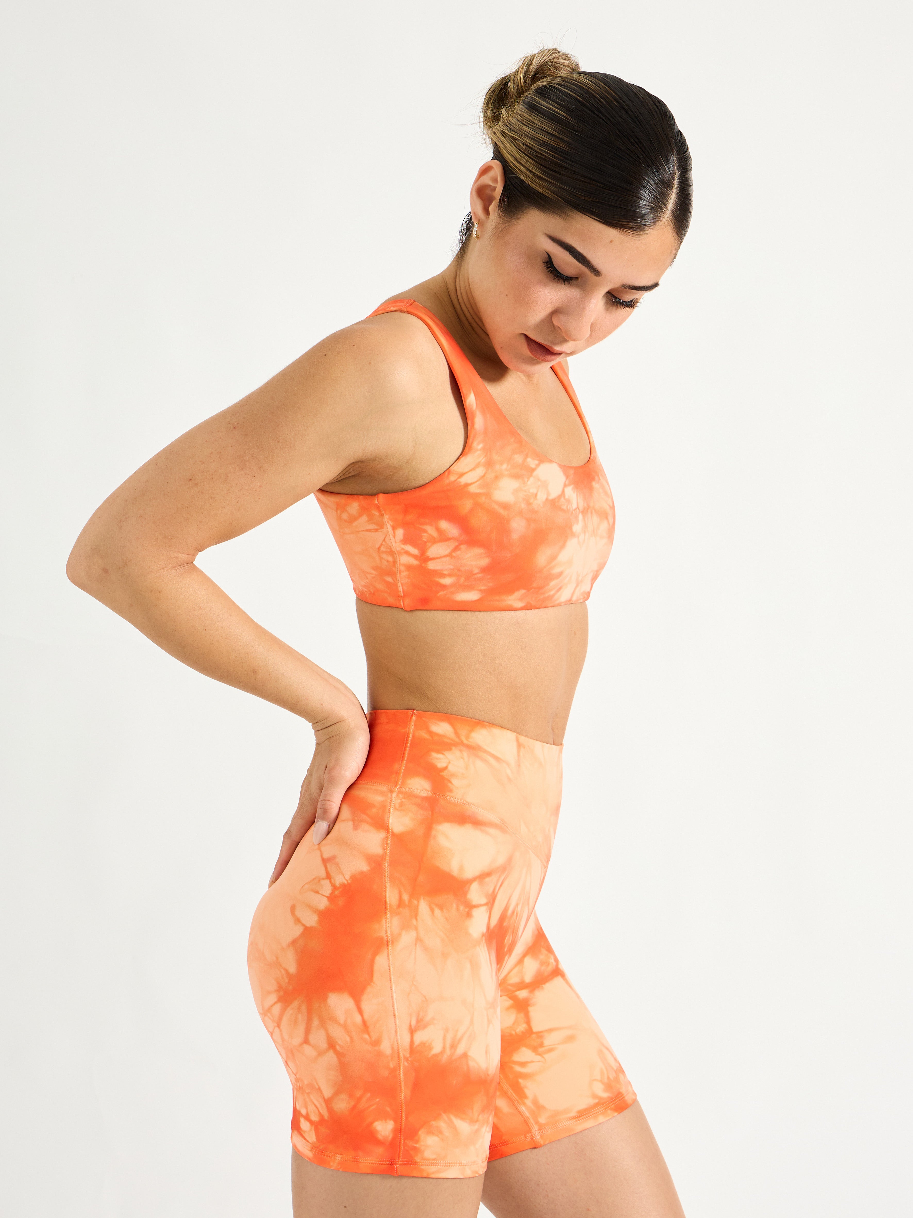 Double Dip Butter Sports Bra - Peach Rings Tie Dye