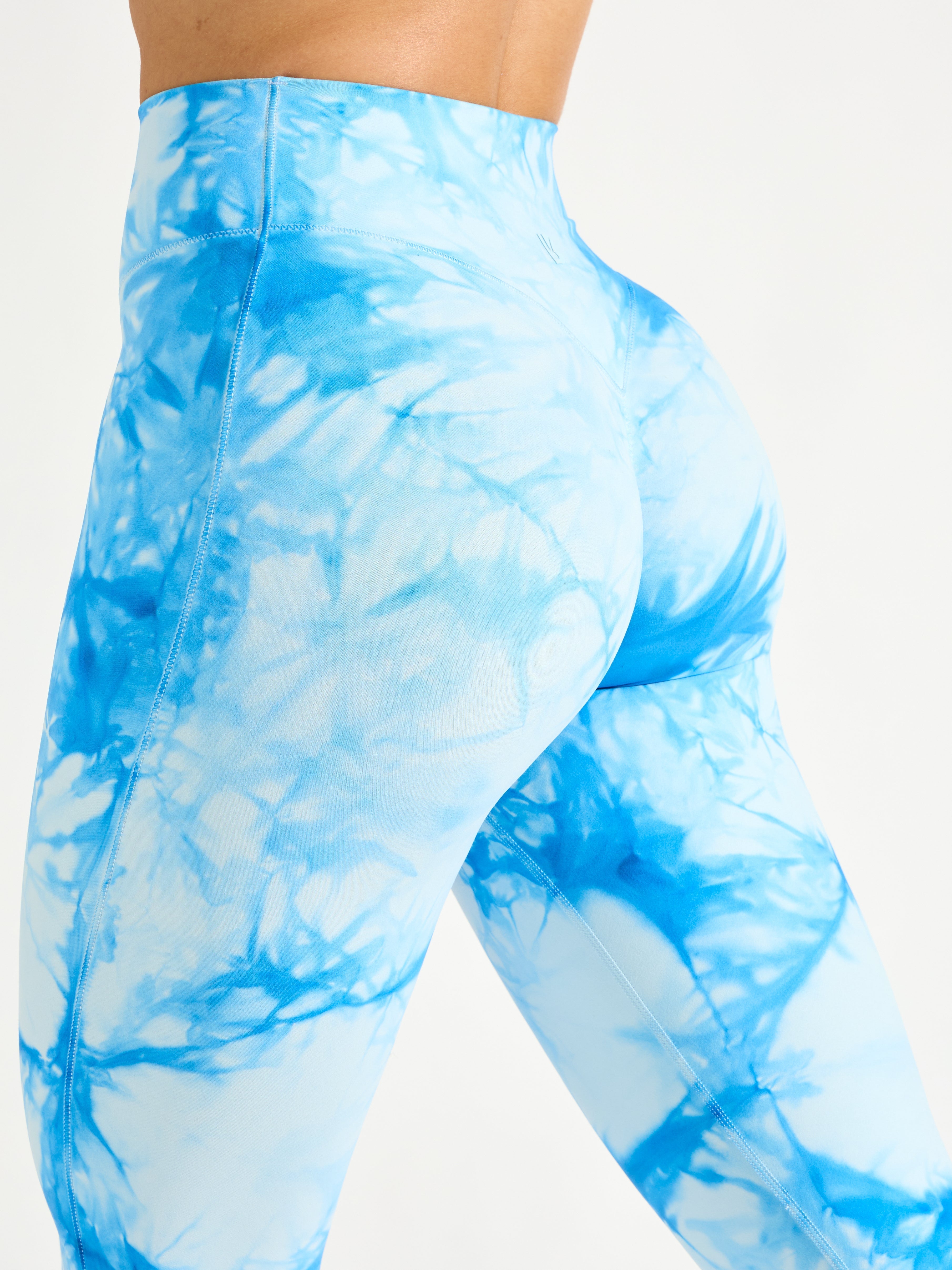 Aggressive Scrunch Flare Legging - Blue Bubbles Tie Dye