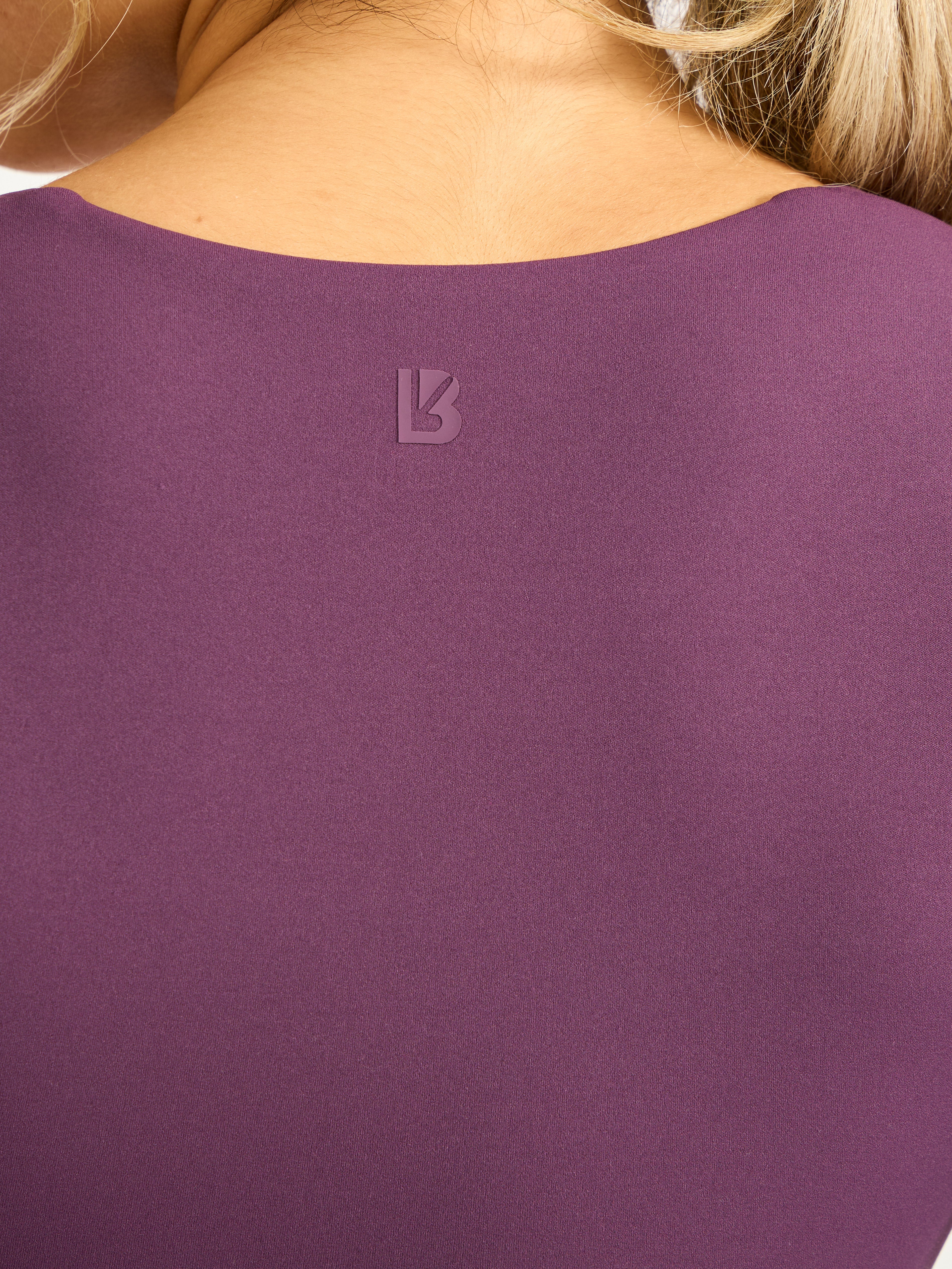 Long Sleeve Curve Crop - High Court