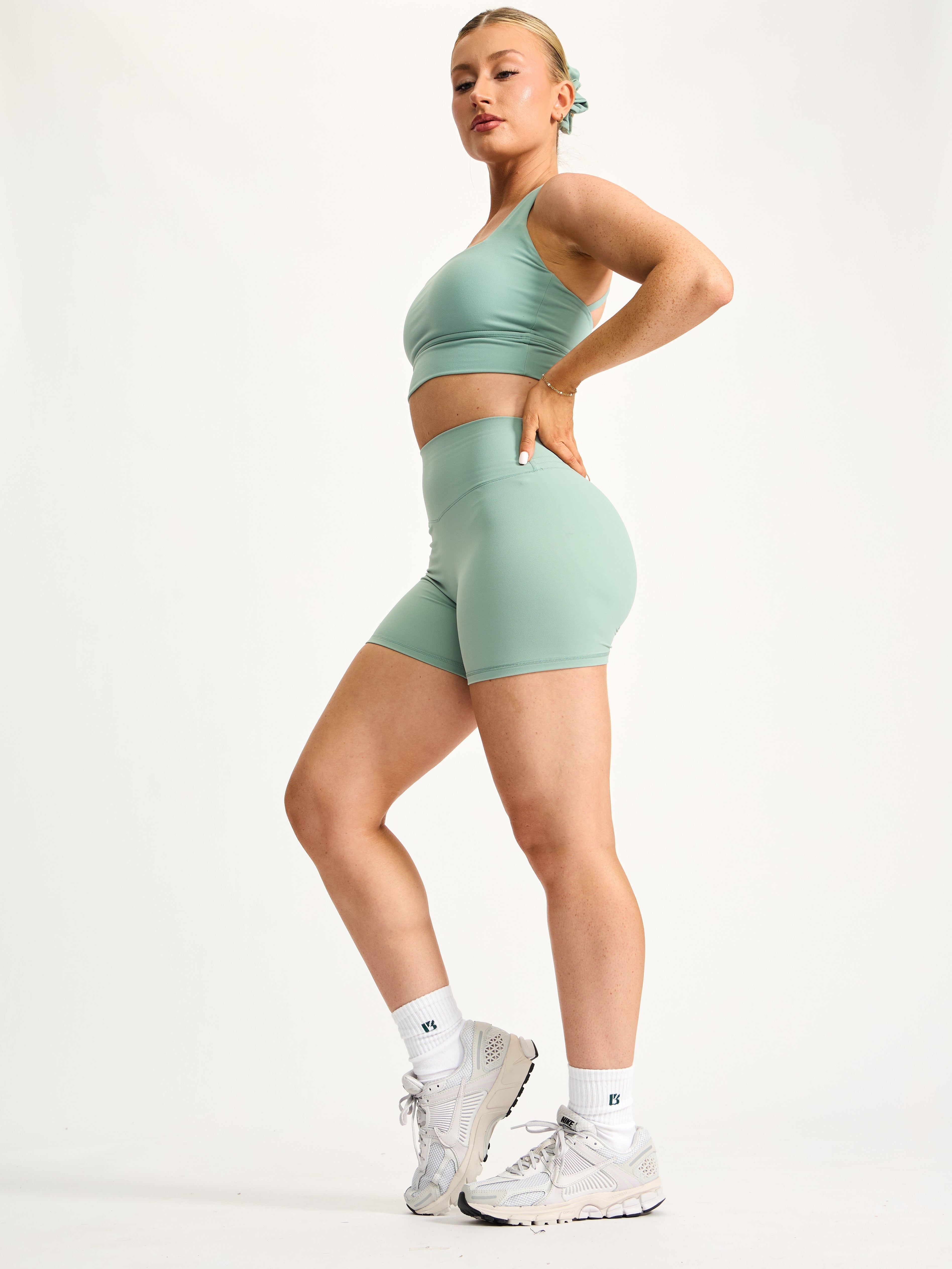 Micro Legacy Short 4" - Garden Party