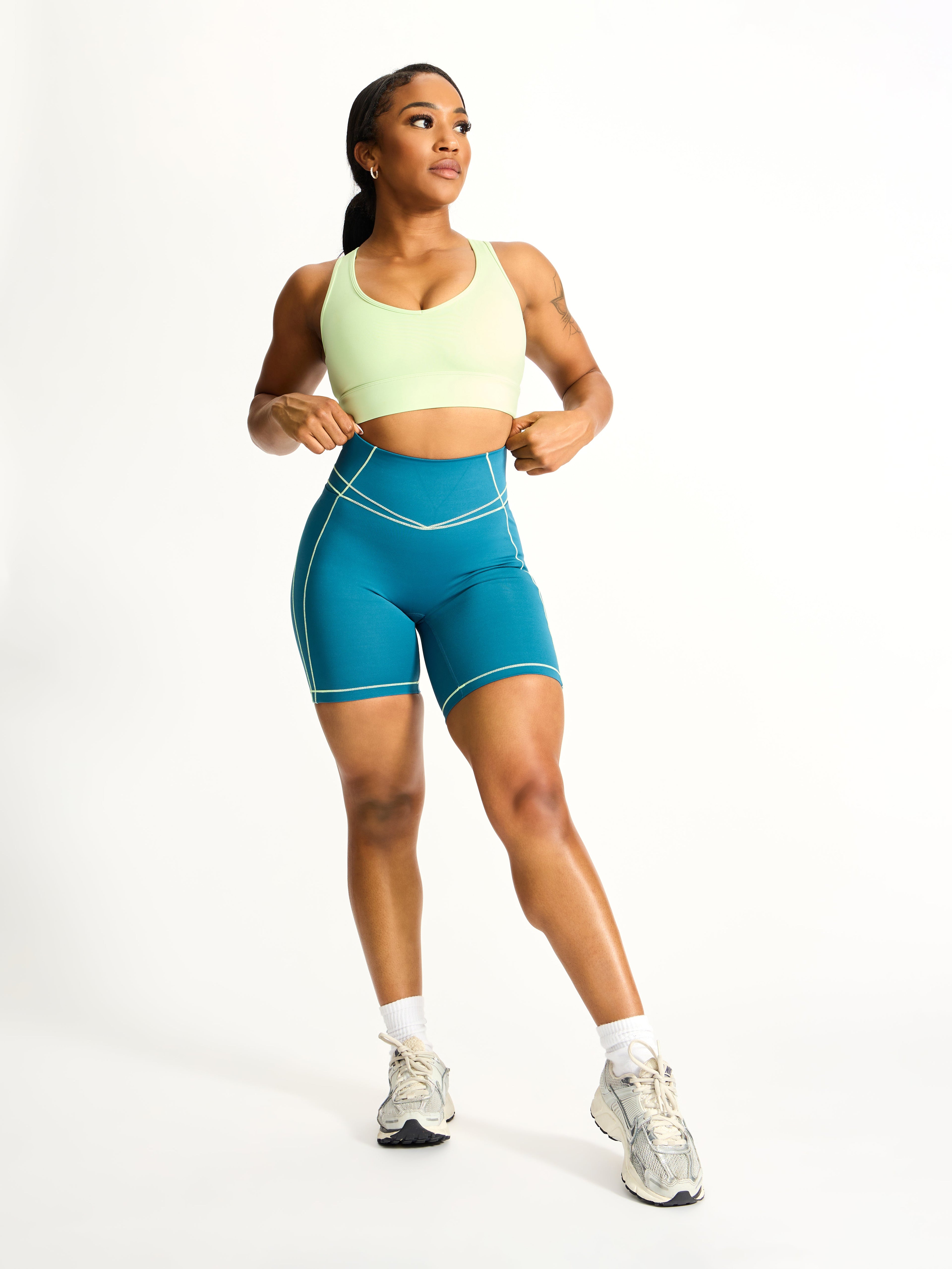 Everyday Airbrush Pocket Short 7" - Nile Multi