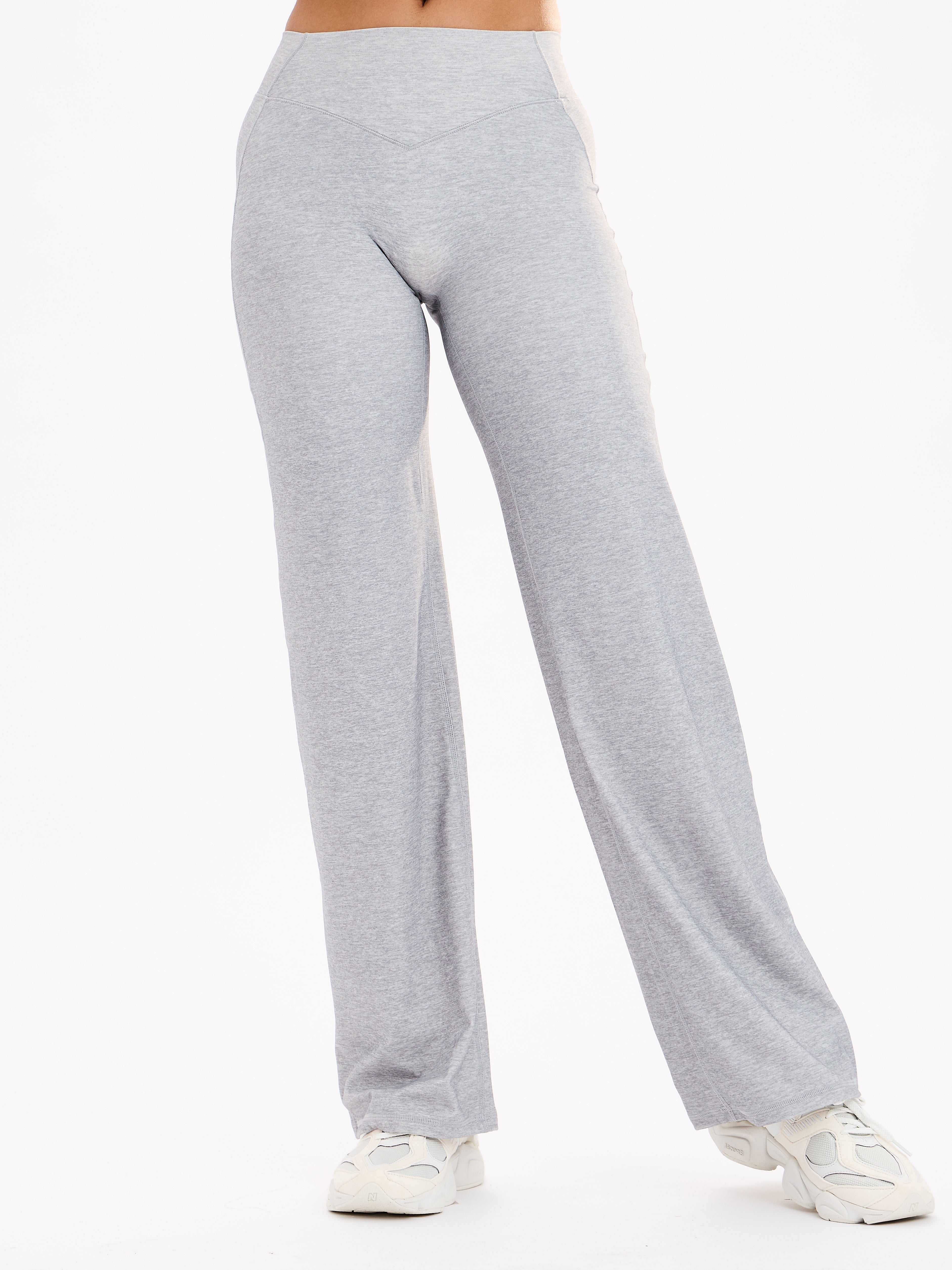 Poshknit Straight Leg Pant - Platinum
