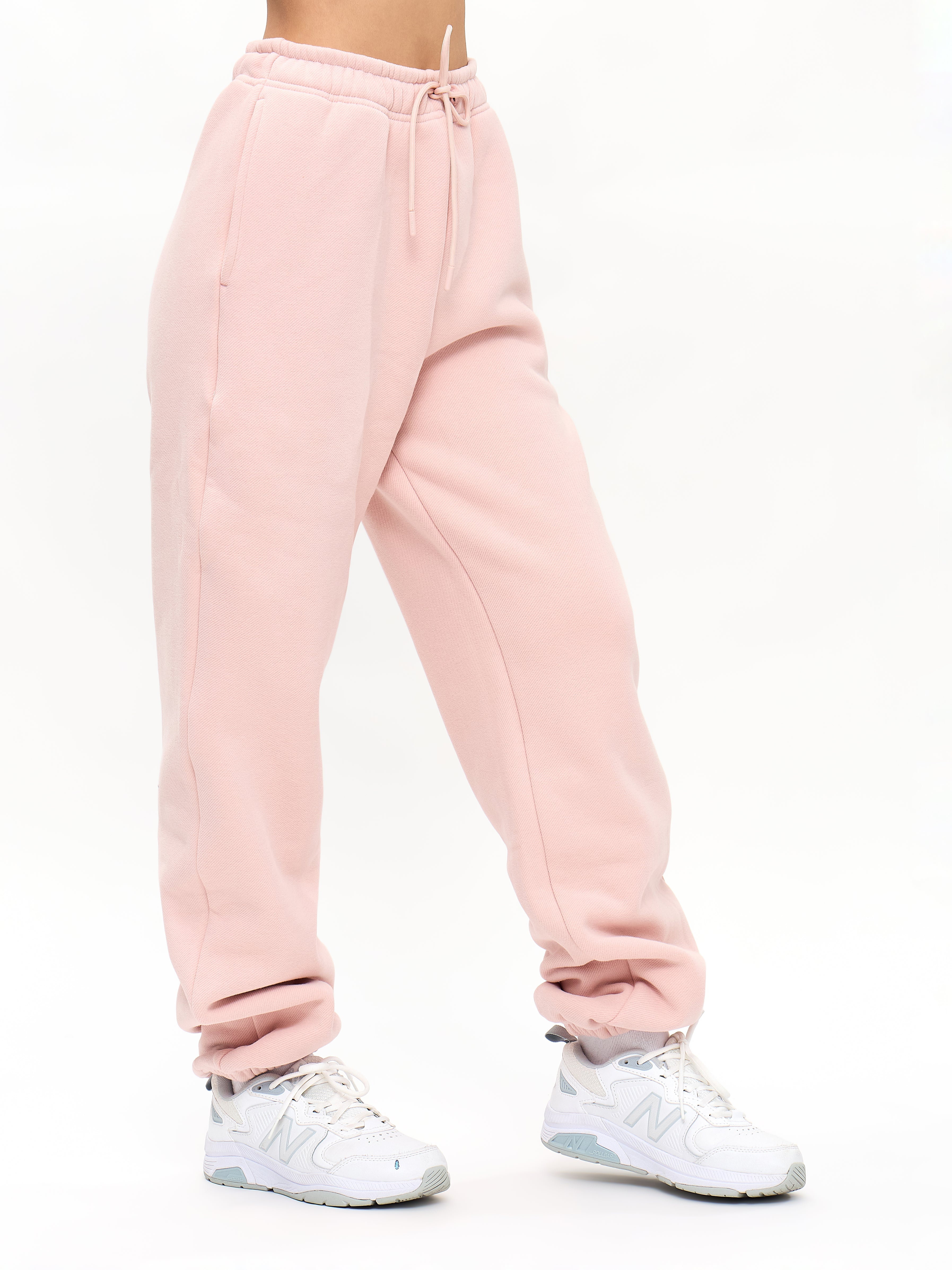 Plush Fleece Jogger - Strawberry Milk