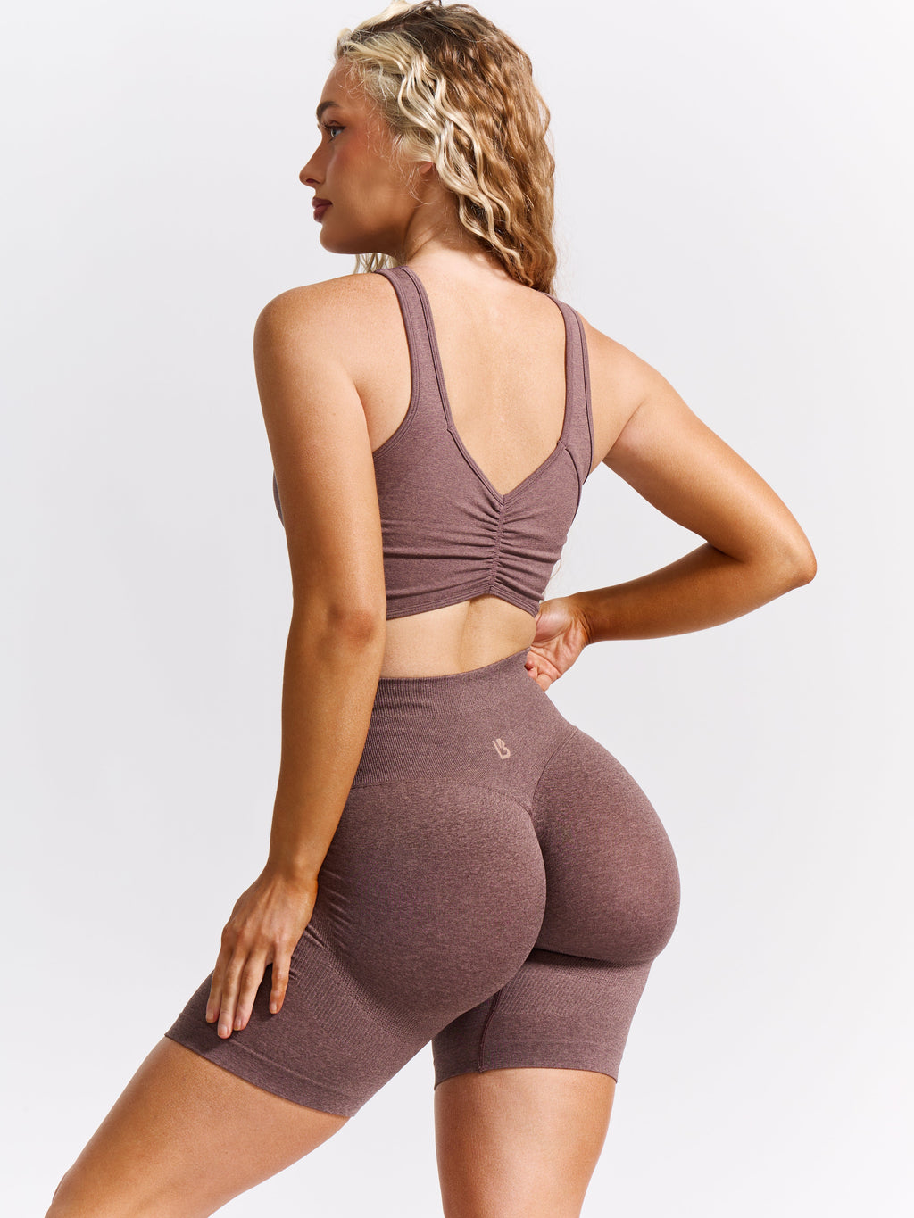 Miracle Seamless Short 6" - Mocha Berry
